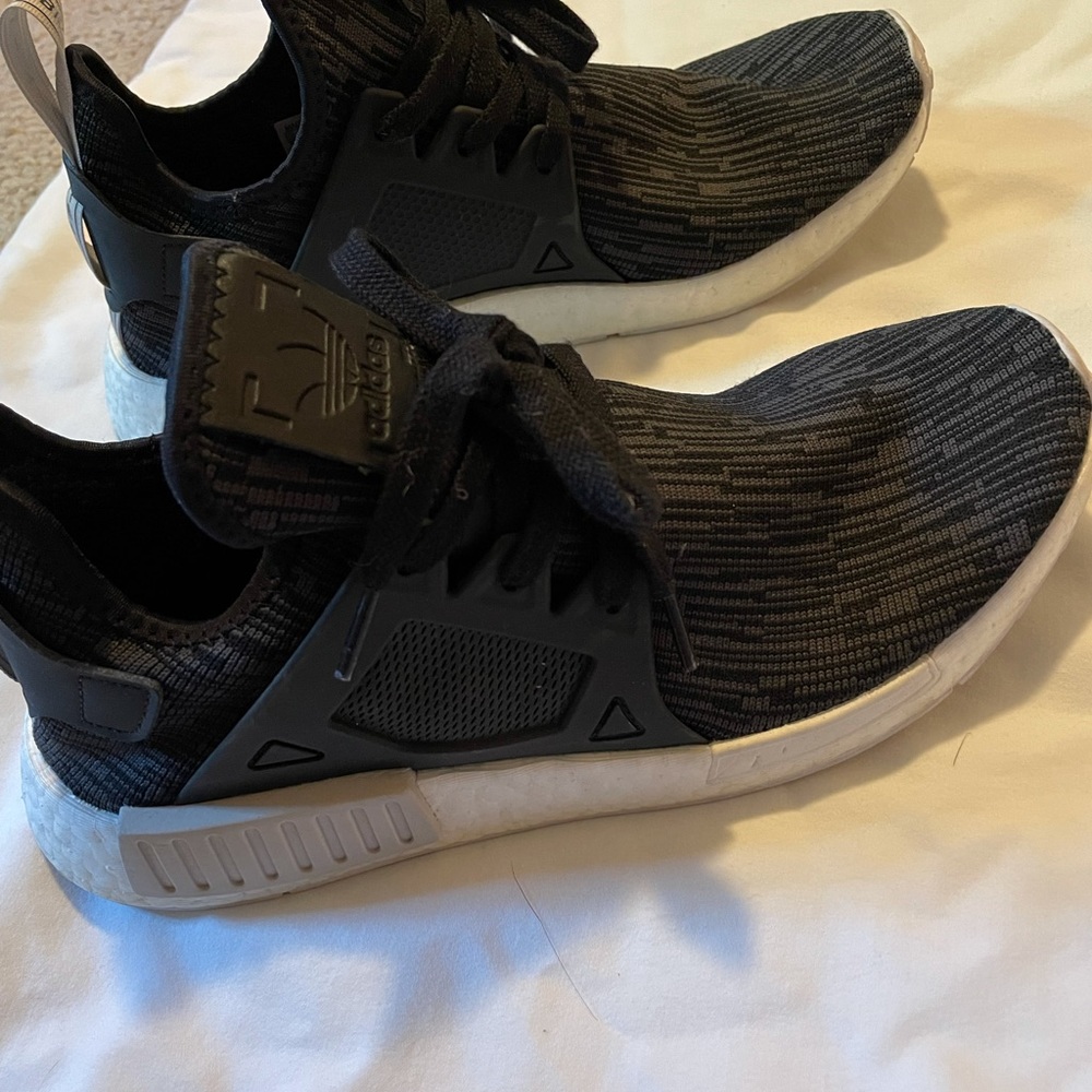 Adidas NMD R1 - Picture 5 of 9